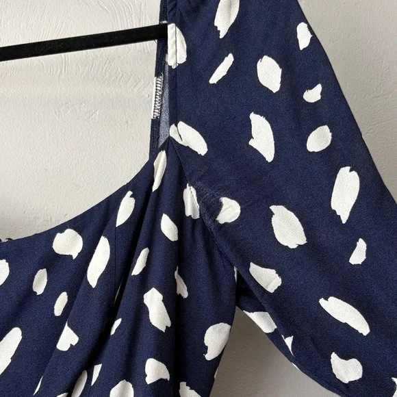 reformation Sigmund dress 🤍 - Picture 7 of 12